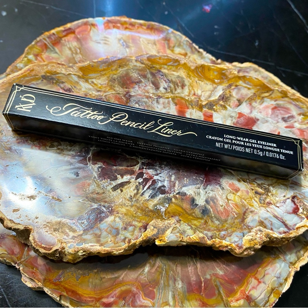 Kat Von D Tattoo Gel Pencil Liner in Magnetite Gray